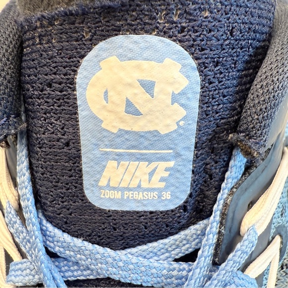 Nike Air Zoom Pegasus 36 UNC Men's Running Shoes Blue Size 12 CI2084-400 Casual - Picture 7 of 13